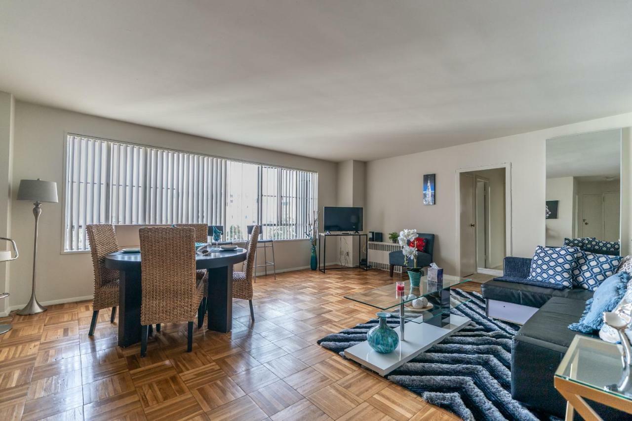 لوس أنجلوس 2 Bedroom Condo With A View Near The Grove المظهر الخارجي الصورة